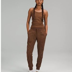 Dance Studio Mid-Rise Full Length Jogger Sz 10 color Roasted Brown